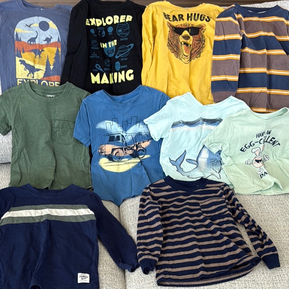 2T Boys Carters T shirts